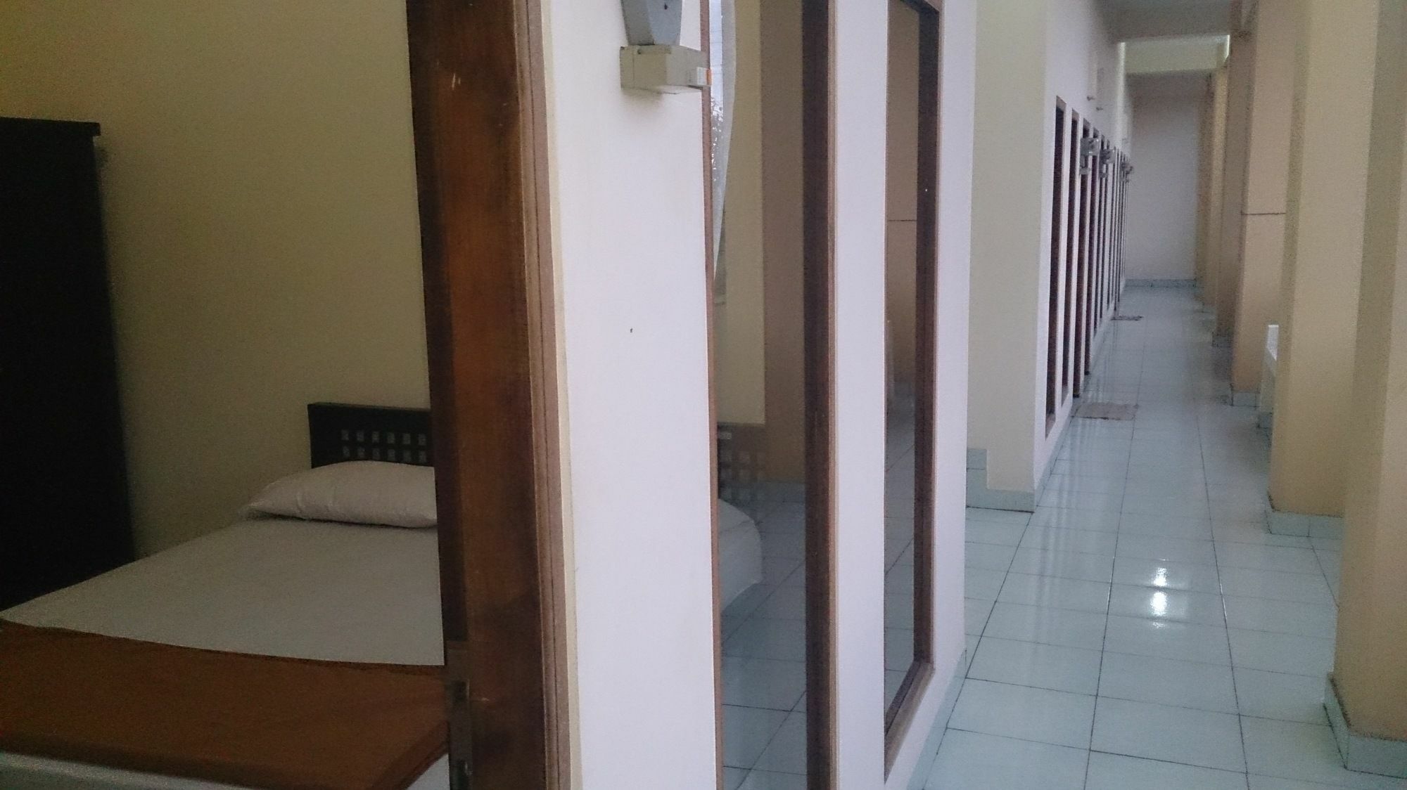 Pondok Taman 828 Hotel Dempassar Exterior foto